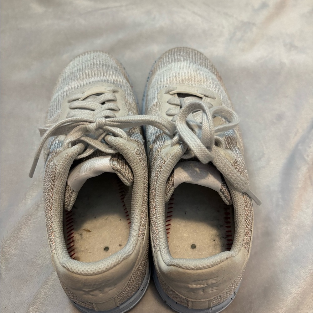 Nike Air Force 1 - Picture 4 of 5